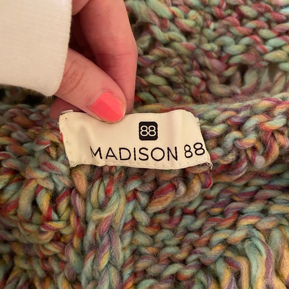 🧣 ANTHROPOLOGIE SCARF - Picture 3 of 5